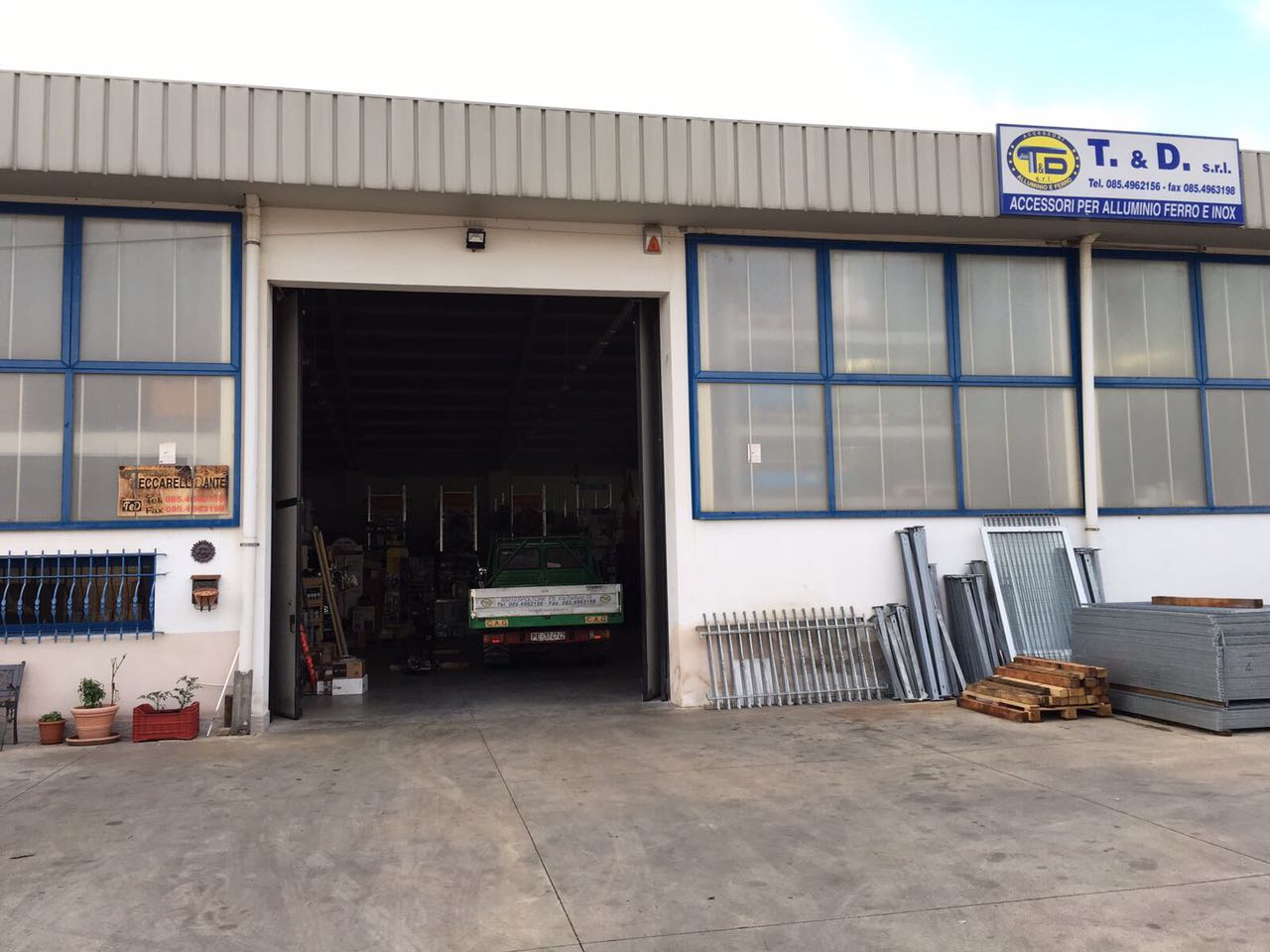 About Huge Shop
